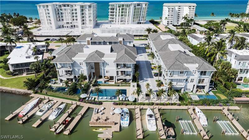 3 bedroom Condominium at 1614 Gulf Shore Blvd N 205, Harbour House, Naples — photo 3
