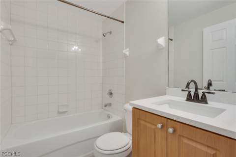 9025 Colby Dr 2111, Fort Myers FL - photo 18 of 25