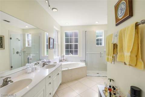 4795 Aston Gardens Way D102, Naples FL - photo 10 of 17