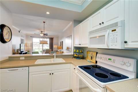 3980 Loblolly Bay Dr 6-106, Naples FL - photo 6 of 22