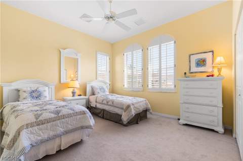 800 L Ambiance Cir 208, Naples FL - photo 14 of 19