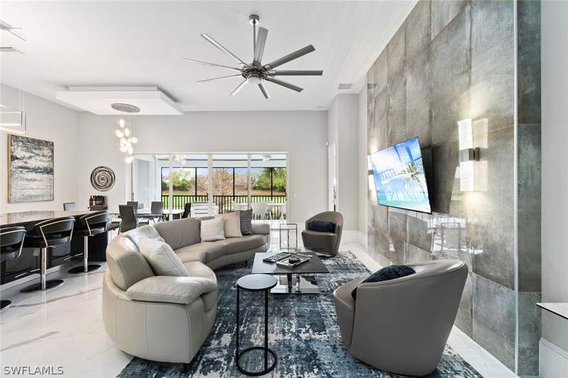 4 bedroom Condominium at 9281 Triana Ter 4, Triana, Fort Myers — photo 2