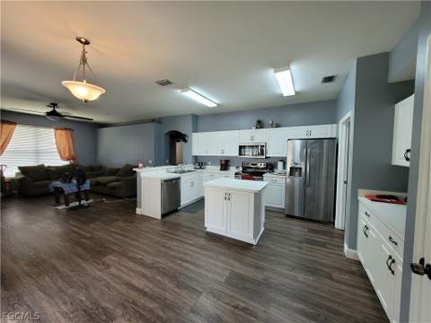 4409 Varsity Lakes Dr, Lehigh Acres FL - photo 15 of 30