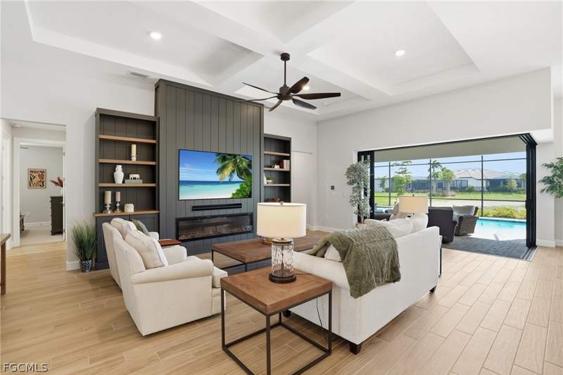 3 bedroom SingleFamilyResidence at 2961 Sagittaria Ln, Country Club, Alva — photo 4