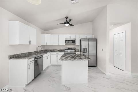 124 NE 15th Ter, Cape Coral FL - photo 13 of 37