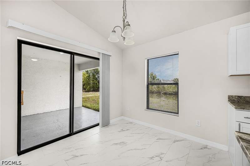 3 bedroom SingleFamilyResidence at 124 NE 15th Ter, Cape Coral, Cape Coral — photo 5