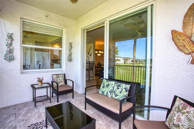 2 bedroom Condominium at 10350 Washingtonia Palm Way 4223, Lakeside Green, Fort Myers — photo 2