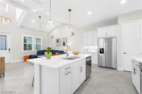 7080 Saona Ct, Naples FL - photo 7 of 20