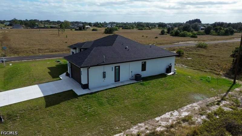 4 bedroom SingleFamilyResidence at 3806 E 18th St, Lehigh Acres, Lehigh Acres — photo 3