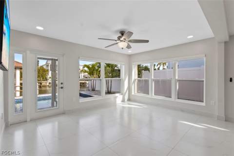 107 Albatross St, Fort Myers Beach FL - photo 16 of 30