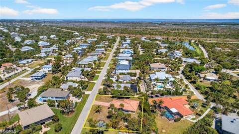 1314 Tahiti Dr, Sanibel FL - photo 15 of 20