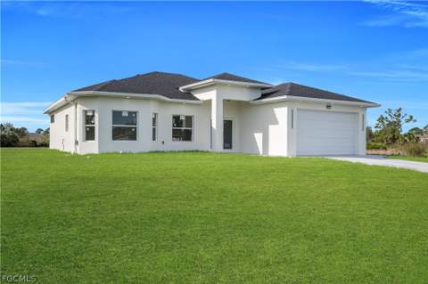 2909 63rd St W, Lehigh Acres FL - photo 10 of 48