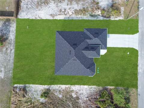 2909 63rd St W, Lehigh Acres FL - photo 9 of 48