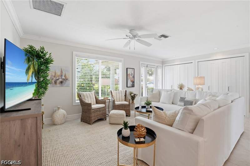 3 bedroom SingleFamilyResidence at 20 Bayview Blvd, Fairview Isles, Fort Myers Beach — photo 2