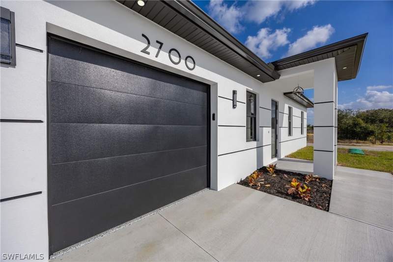 3 bedroom SingleFamilyResidence at 2700 49th St SW, Lehigh Acres, Lehigh Acres — photo 3