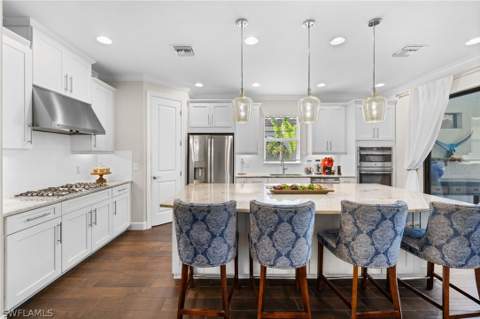 8685 Dilillo Ct, Naples FL - photo 10 of 49