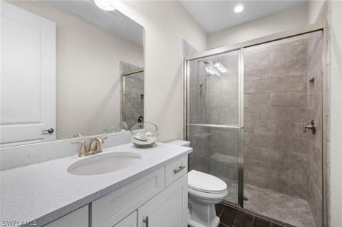 8685 Dilillo Ct, Naples FL - photo 18 of 49