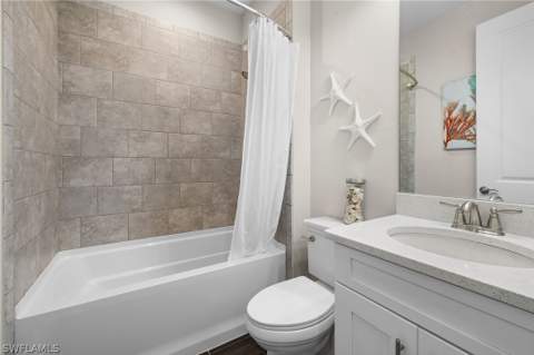 8685 Dilillo Ct, Naples FL - photo 19 of 49