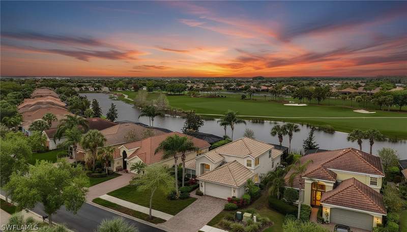 3 bedroom SingleFamilyResidence at 5857 Constitution St, Del Webb, Ave Maria — photo 2
