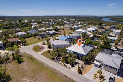 16247 Boyce Dr, Bokeelia FL - photo 6 of 41