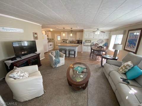 2738 Indianwood Dr, North Fort Myers FL - photo 11 of 38