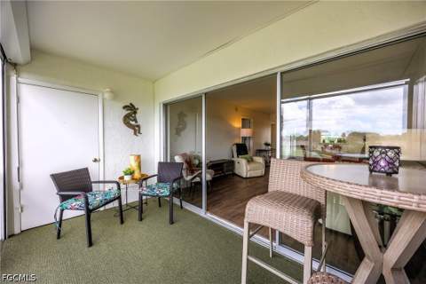 6220 Augusta Dr 309, Fort Myers FL - photo 12 of 46