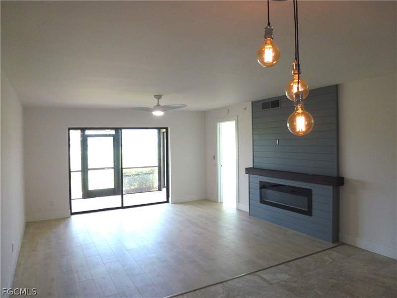 2 bedroom Condominium at 16290 Kelly Cove Dr 253, Verandas, Fort Myers — photo 4