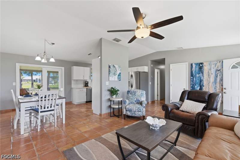 3 bedroom SingleFamilyResidence at 2115 NE 25th St, Cape Coral, Cape Coral — photo 4