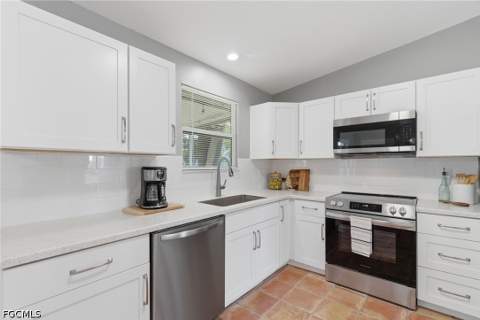 2115 NE 25th St, Cape Coral FL - photo 6 of 24