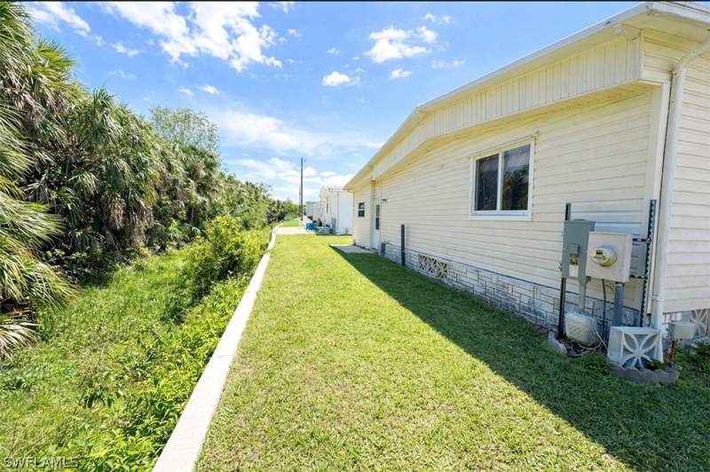 2 bedroom ManufacturedHome at 26110 Princess Ln, Imperial Harbor, Bonita Springs — photo 2