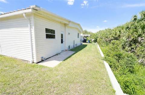 26110 Princess Ln, Bonita Springs FL - photo 22 of 33