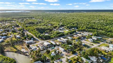 17 Spoonbill Ave, Everglades City FL - photo 7 of 31