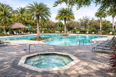 2881 Citrus St, Naples FL - photo 8 of 10
