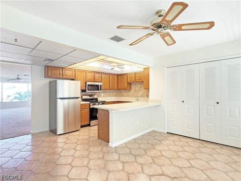 1326 S Brandywine Cir 4, Fort Myers FL - photo 13 of 45
