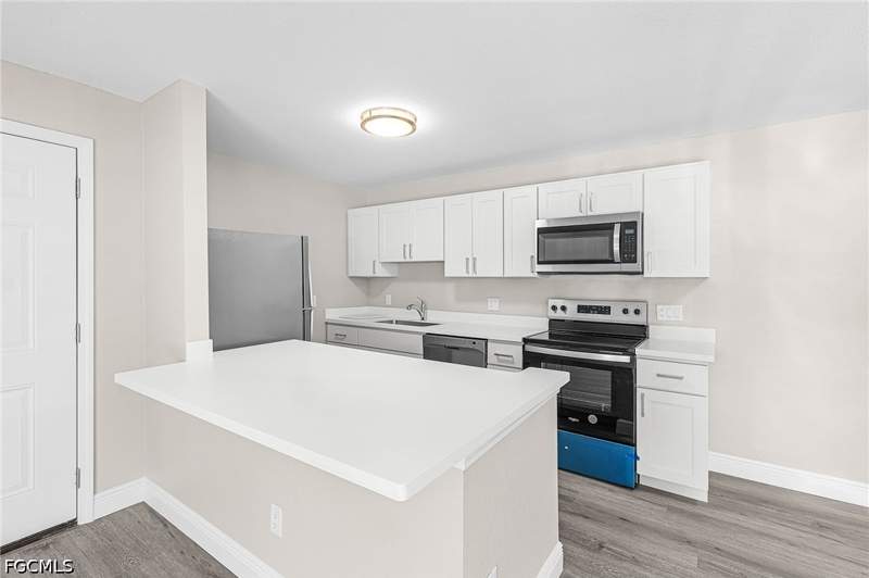 2 bedroom Condominium at 17422 Birchwood Ln 4, Timber Lake Condo, Fort Myers — photo 3