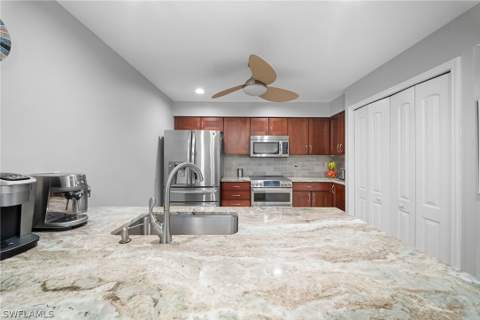 13160 Whitehaven Ln 121, Fort Myers FL - photo 13 of 46