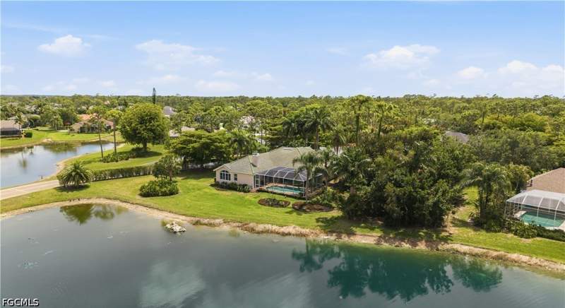 4 bedroom SingleFamilyResidence at 7661 Knightwing Cir, Blackhawk, Fort Myers — photo 2