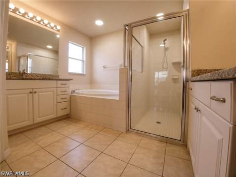 9071 Astonia Way, Estero FL - photo 18 of 32