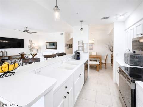 8555 Naples Heritage Dr 237, Naples FL - photo 16 of 37