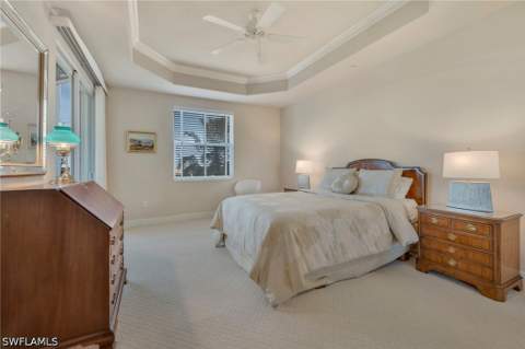 580 El Camino Real 3402, Naples FL - photo 13 of 35
