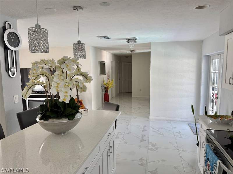 3 bedroom SingleFamilyResidence at 226 Kingston Dr, Russell Park, Fort Myers — photo 2