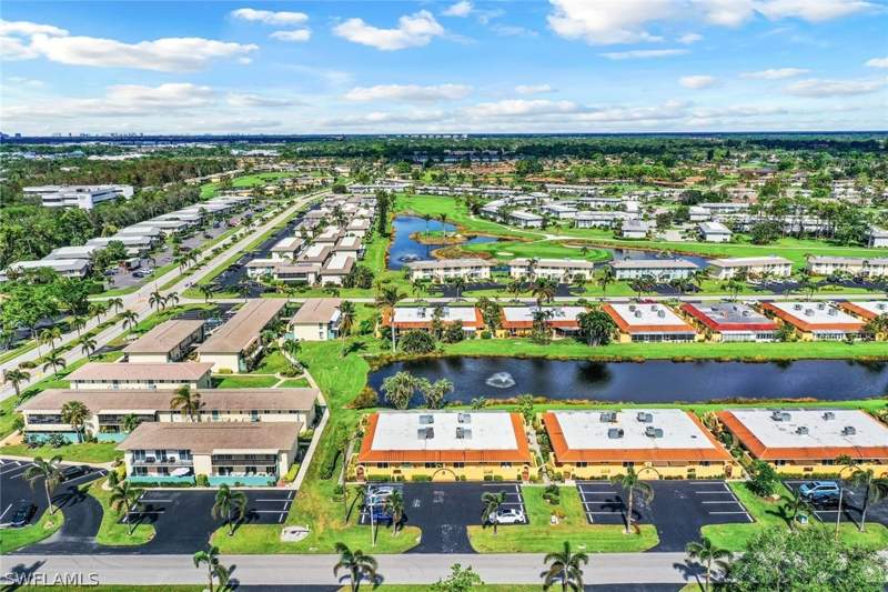 2 bedroom Attached at 103 Teryl Rd A4, Glades Country Club, Naples — photo 5
