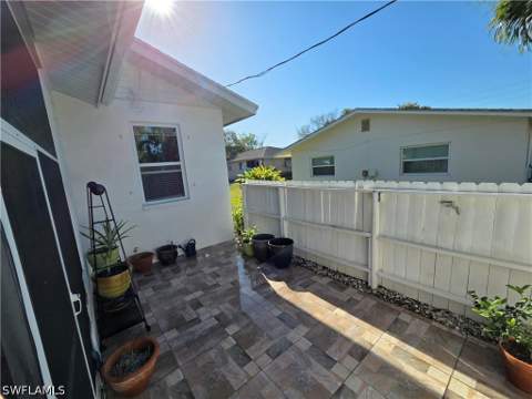 27312 Gasparilla Dr, Bonita Springs FL - photo 6 of 32