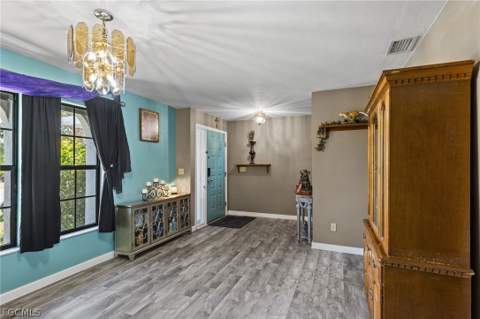 241 Connecticut Ave, Fort Myers FL - photo 6 of 42