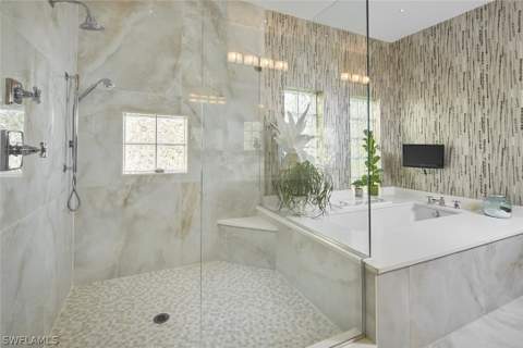 23701 Trevi Ct, Estero FL - photo 9 of 32