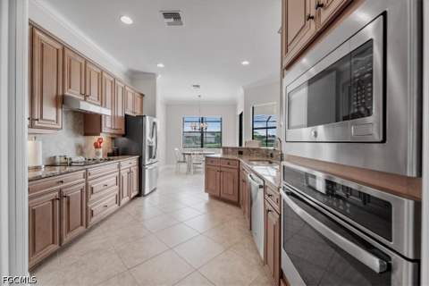 11015 Longwing Dr, Fort Myers FL - photo 10 of 36