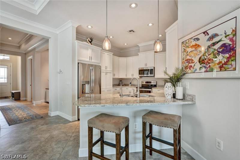 3 bedroom Attached at 6939 Cay Ct, Isles Of Collier Preserve, Naples — photo 2