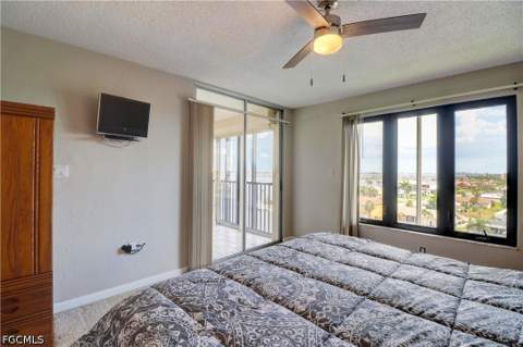 4260 SE 20th Pl 801, Cape Coral FL - photo 11 of 31