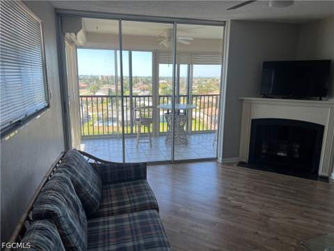 4260 SE 20th Pl 801, Cape Coral FL - photo 8 of 31