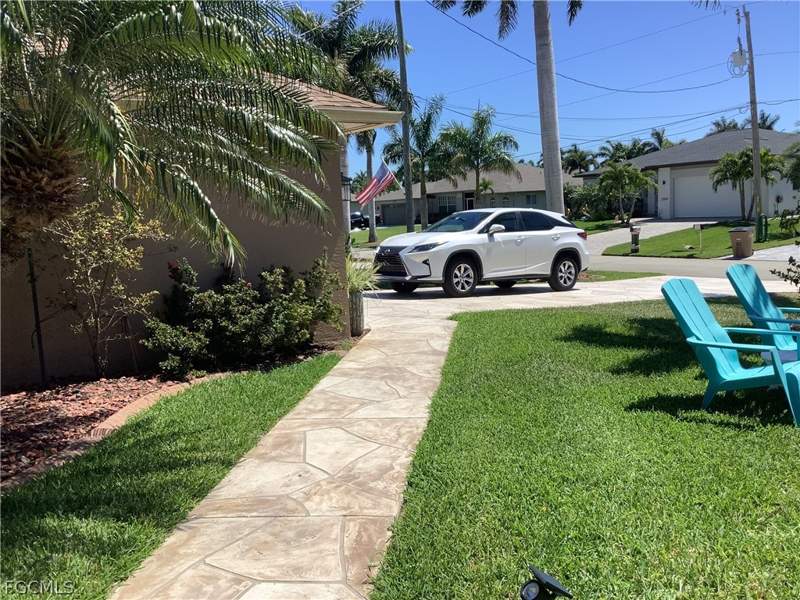 3 bedroom SingleFamilyResidence at 2307 SW 44th St, Cape Coral, Cape Coral — photo 4
